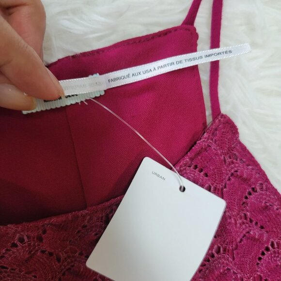 NWT Kimchi Blue Raspberry Lace Dress - Size Small - Picture 5 of 11